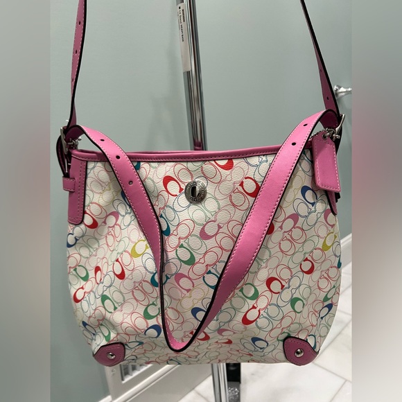 Coach Heritage Chelsea Signature shoulder bag with pink leather trim F16481 NWOT - Picture 9 of 16